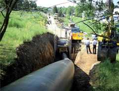 Querschnittsreduzierung während des Linereinzugs auf der Baustelle. | Foto: Ludwig Pfeiffer Hoch und Tiefbau