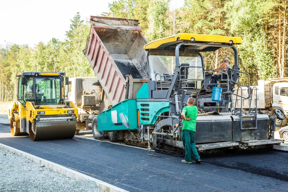 Tiefbau und Straßenbau Tiefbau und Straßenbau